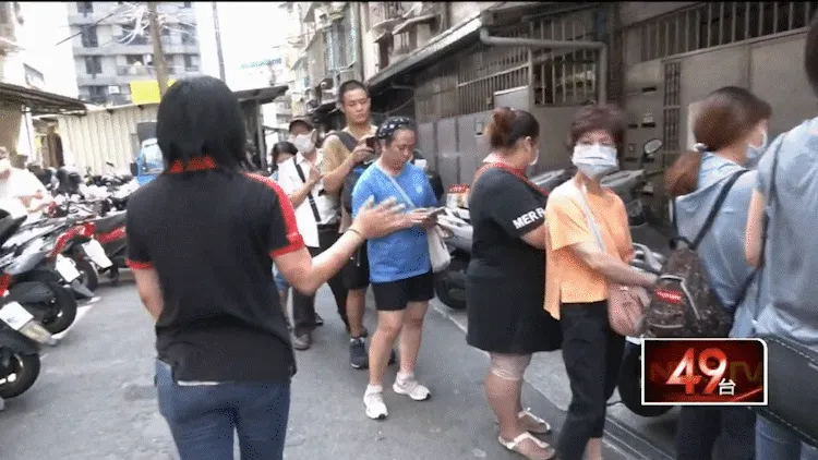 1760513087614804.gif imgi_7_1742183373707222.gif